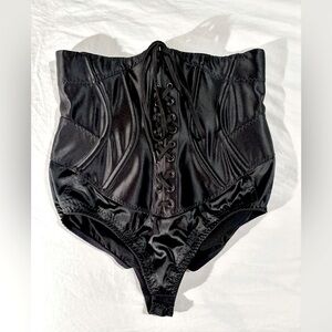 RARE Agent Provocateur Emile Corset Control Brief SZ 4